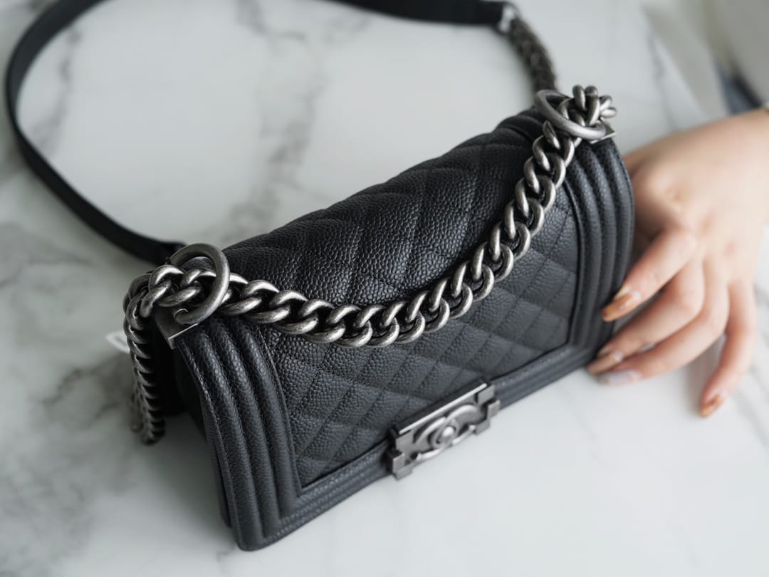 Bolsa CHANEL Leboy 25