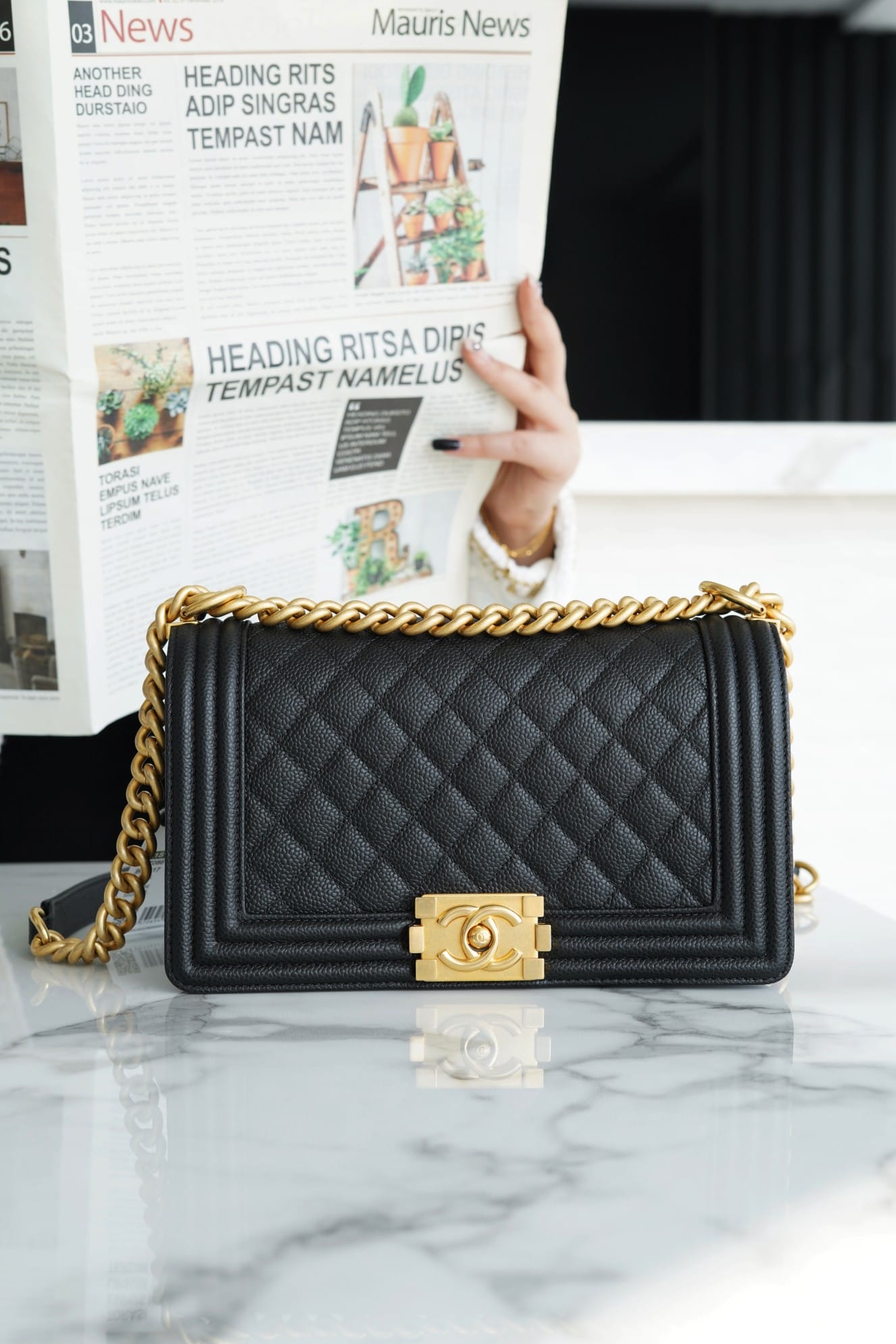 Bolsa CHANEL Leboy 25