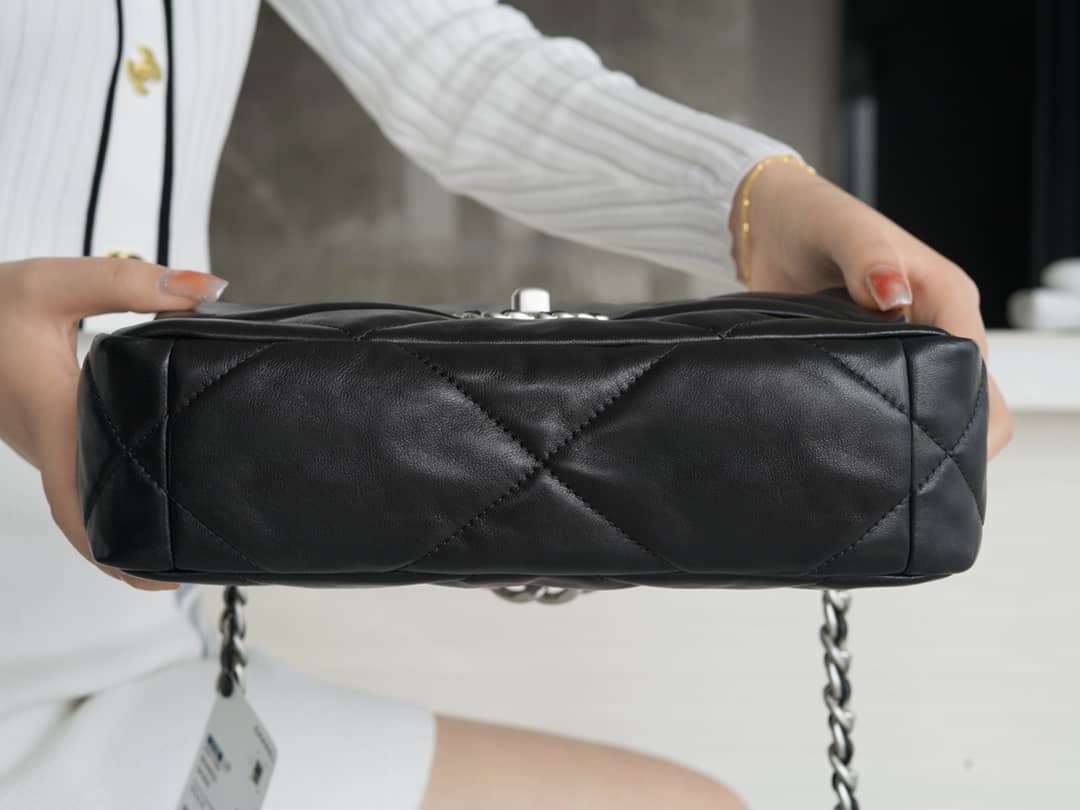 Bolsa CHANEL 26CM 19BAG