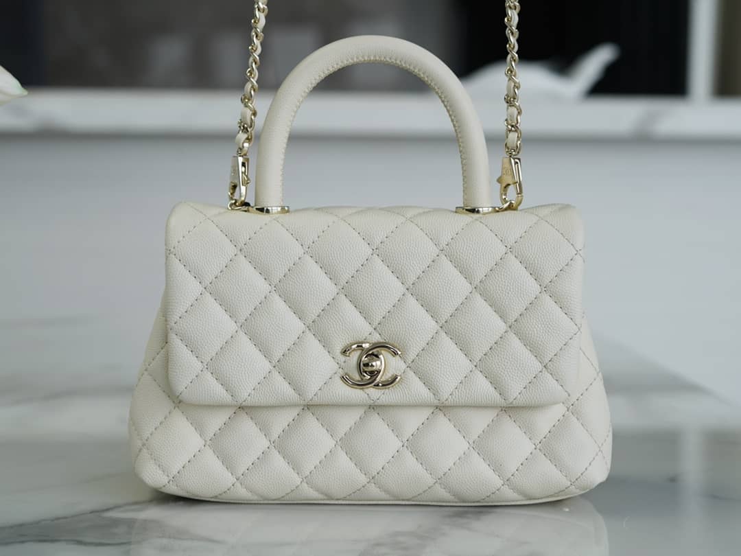 Bolsa CHANEL CoCo handle 24cm