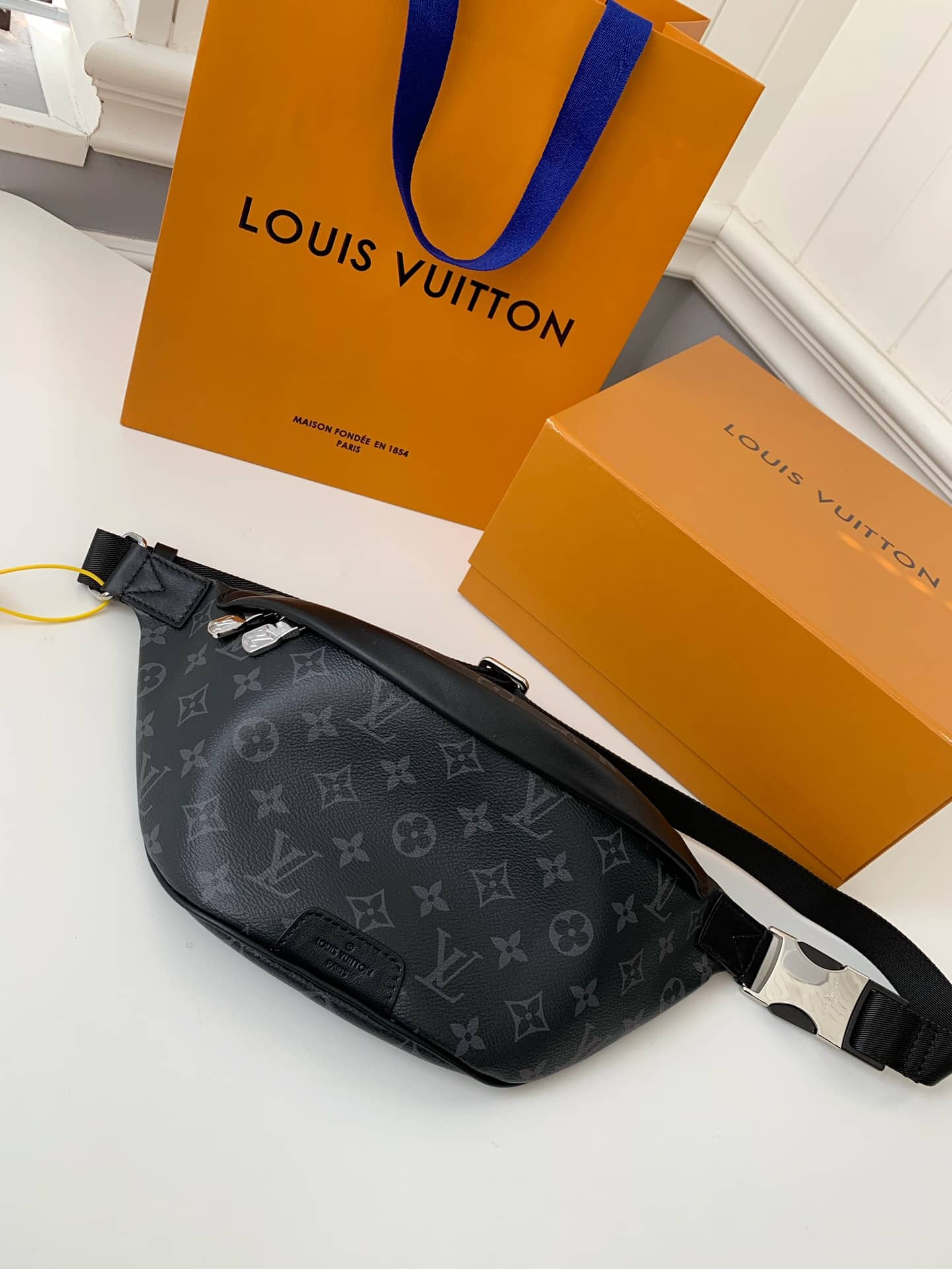 Pochete Louis Vuitton Discovery Bumbag PM