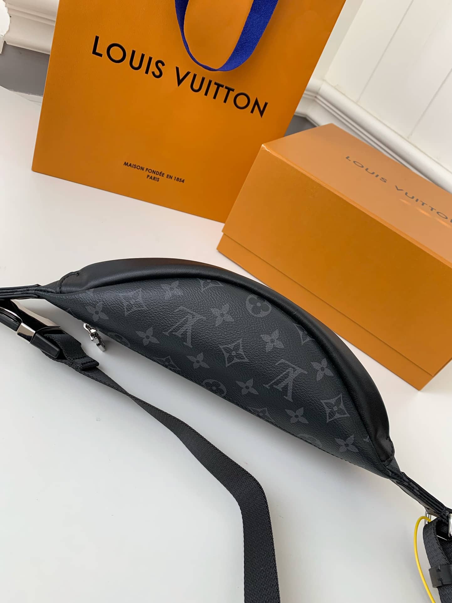 Pochete Louis Vuitton Discovery Bumbag PM