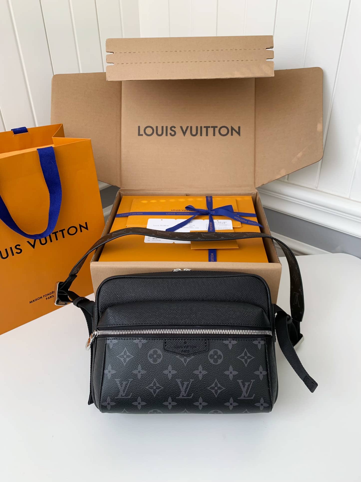 Bolsa Louis Vuitton OUTDOOR