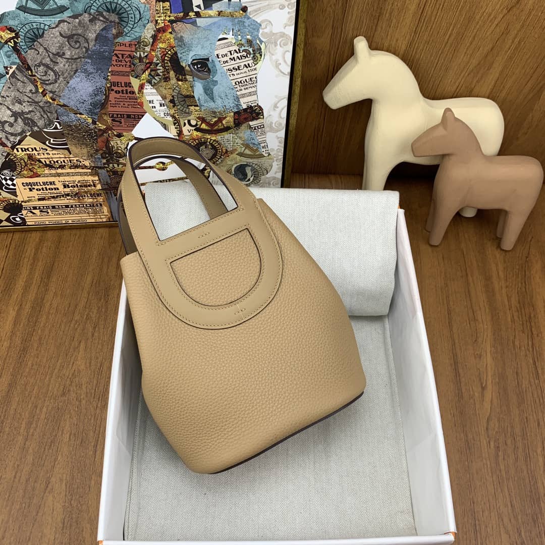 Bolsa Hermès 18cm in the loop