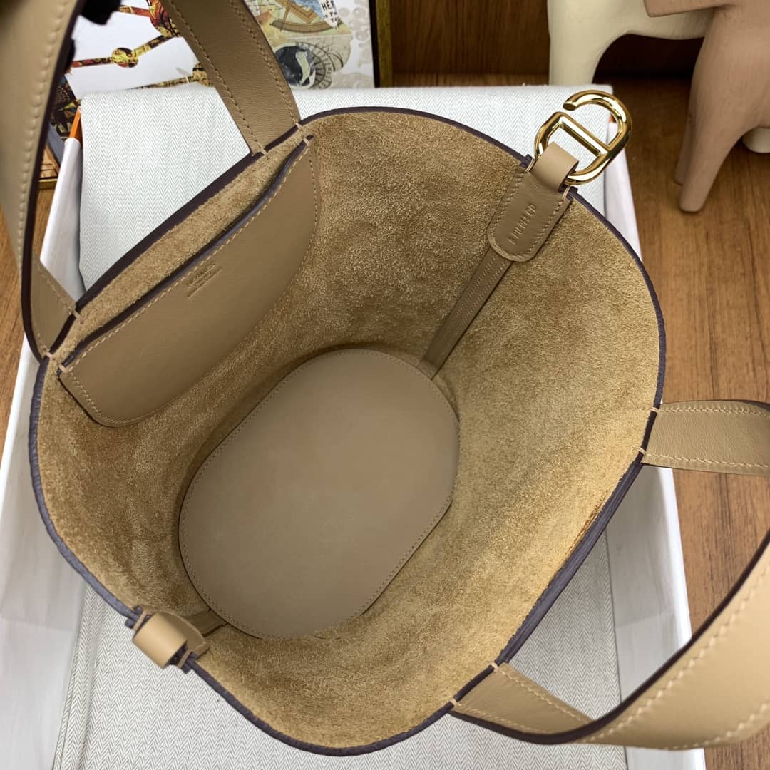 Bolsa Hermès 18cm in the loop