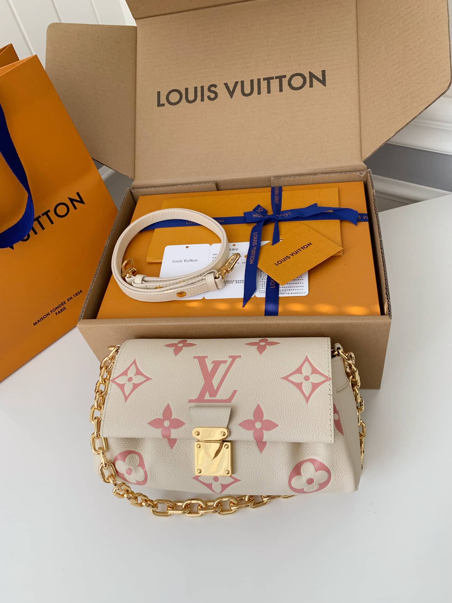Bolsa Louis Vuitton  Favorite