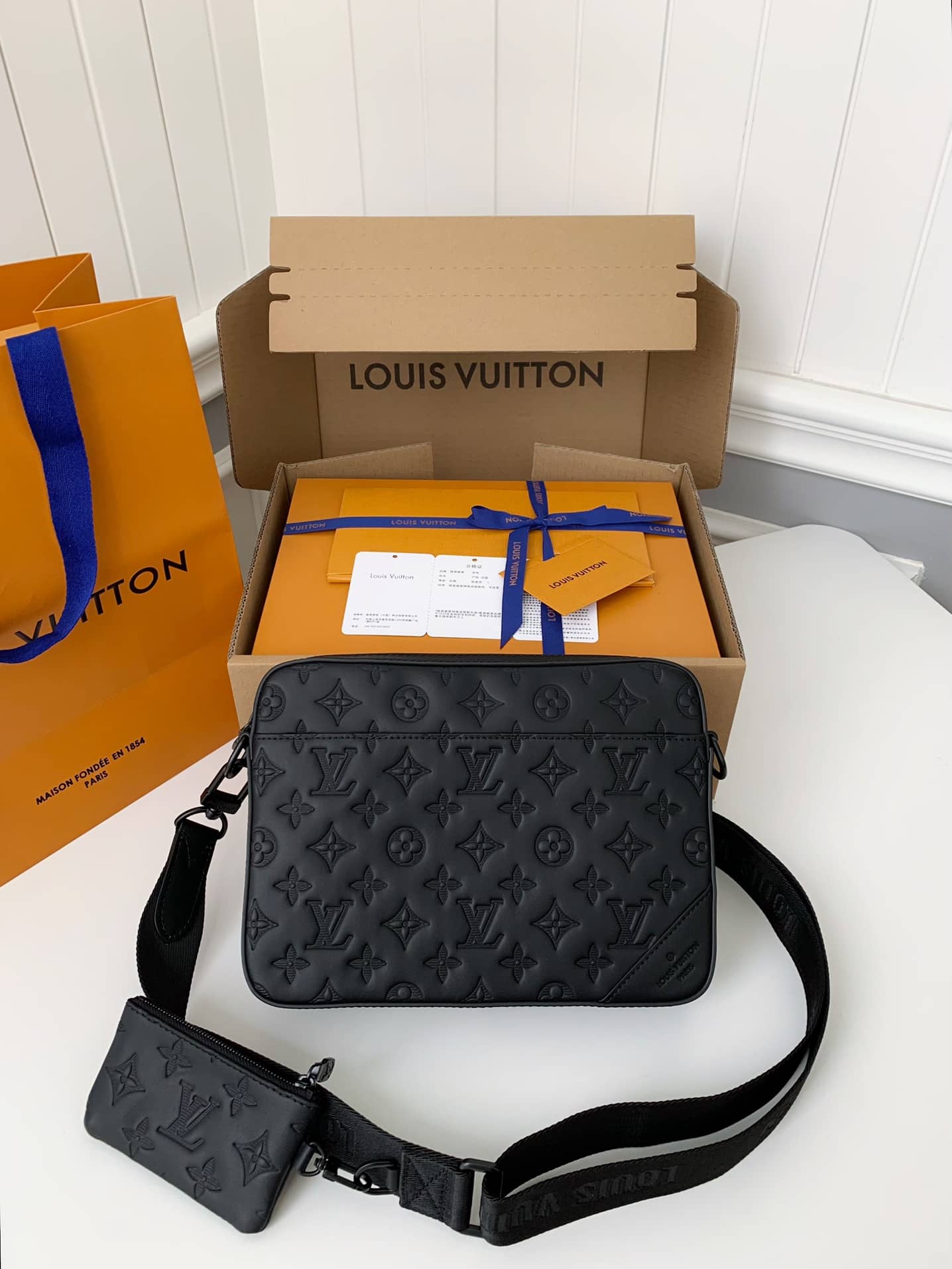 Bolsa Louis Vuitton Duo Messenger