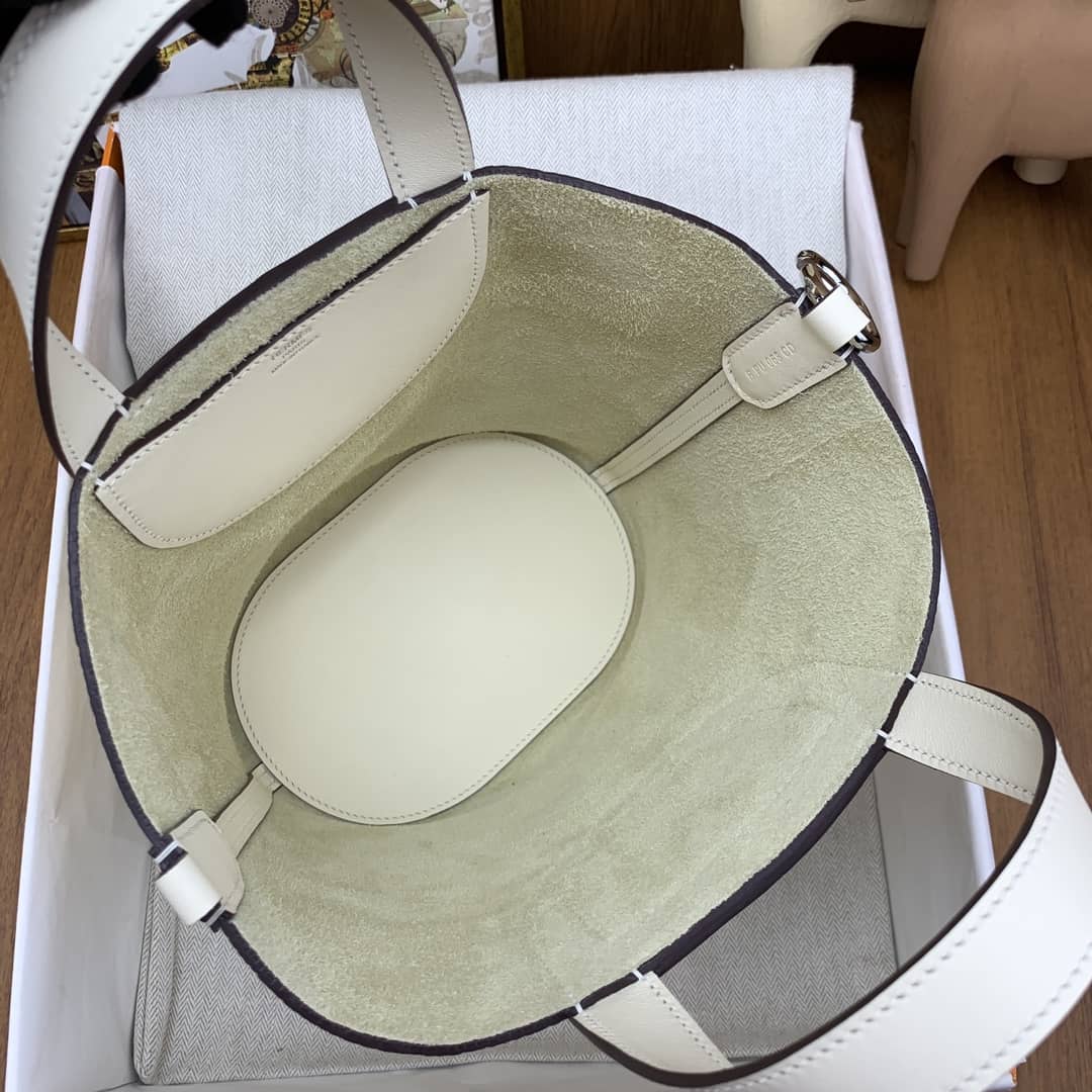 Bolsa Hermès 18cm in the loop