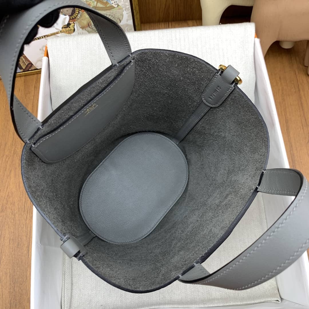 Bolsa Hermès 18cm in the loop