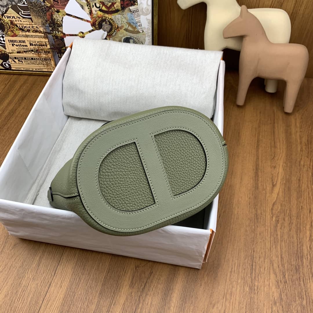 Bolsa Hermès 18cm in the loop