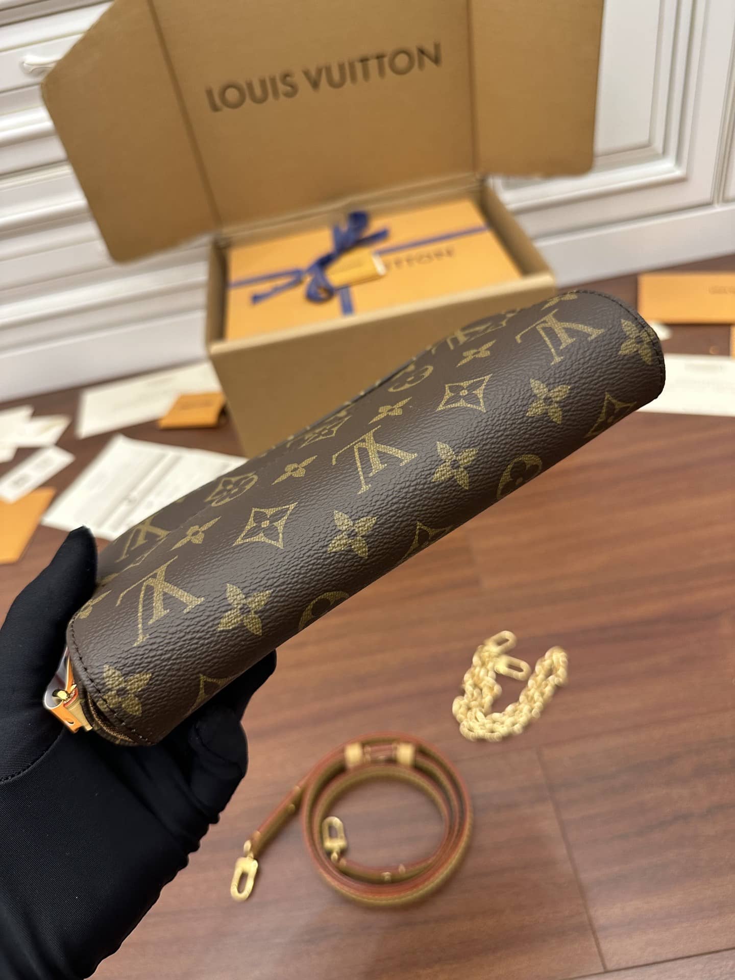 Bolsa Louis Vuitton Wallet on Chain Ivy