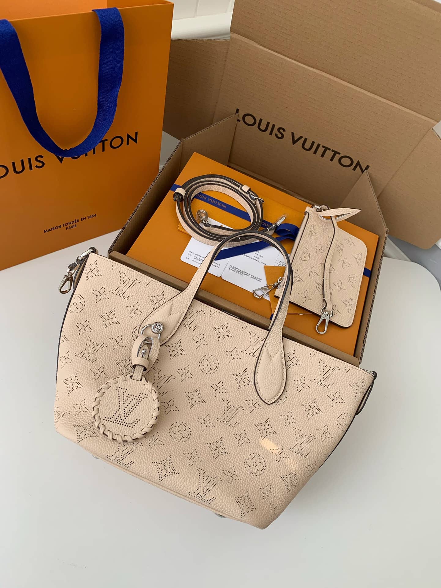 Bolsa Louis Vuitton BLOSSOM