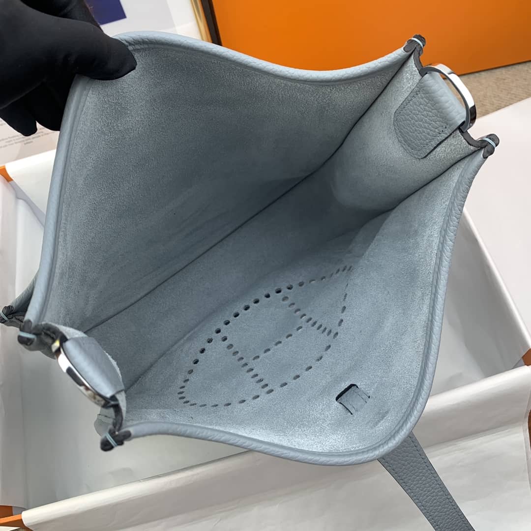 Bolsa Hermès Evelyn 28cm J7 Clemence TC