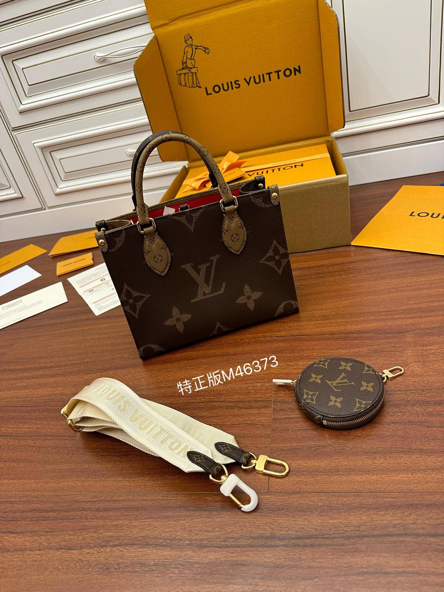 Bolsa Louis Vuitton OnTheGo PM