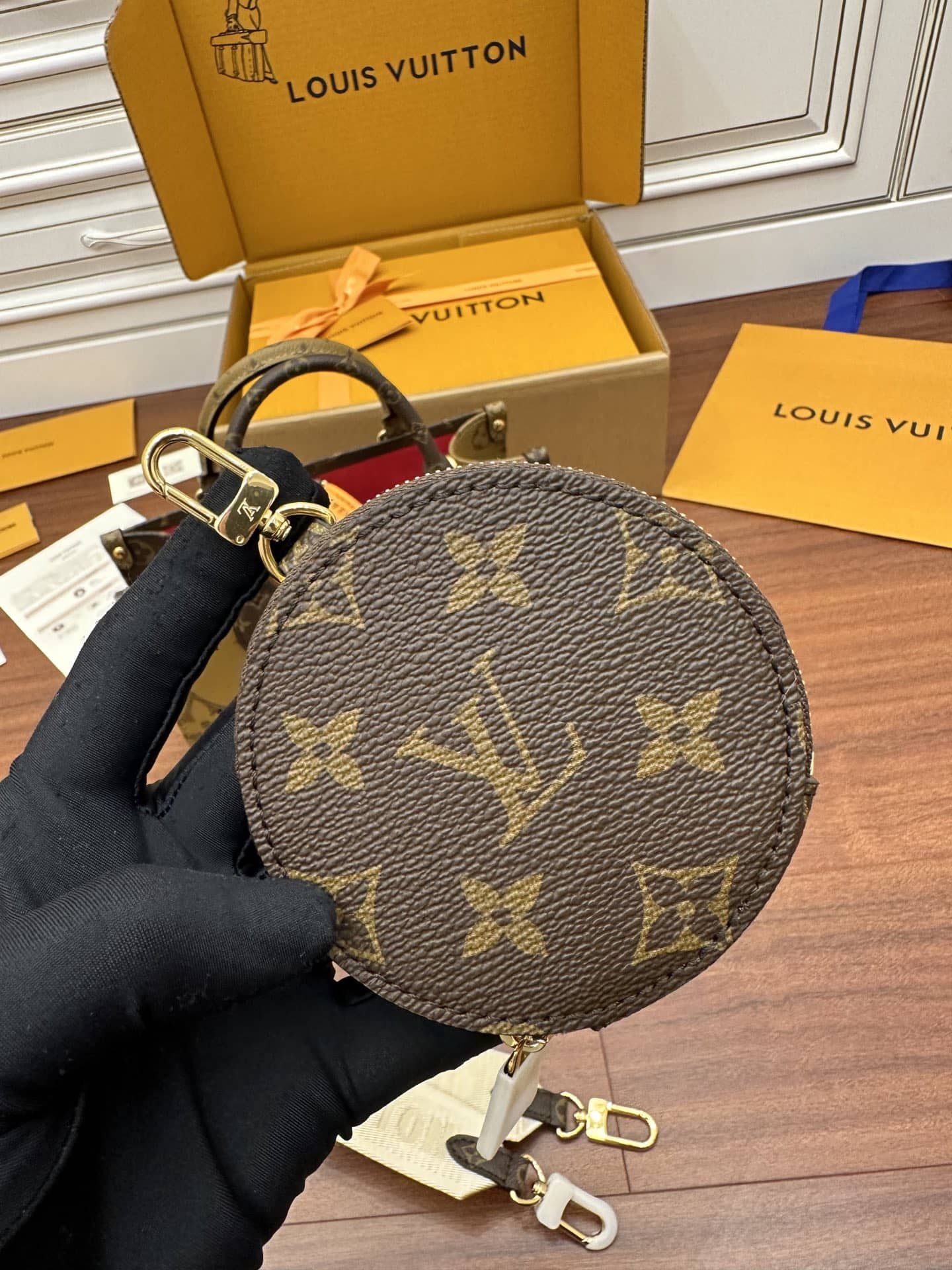 Bolsa Louis Vuitton OnTheGo PM
