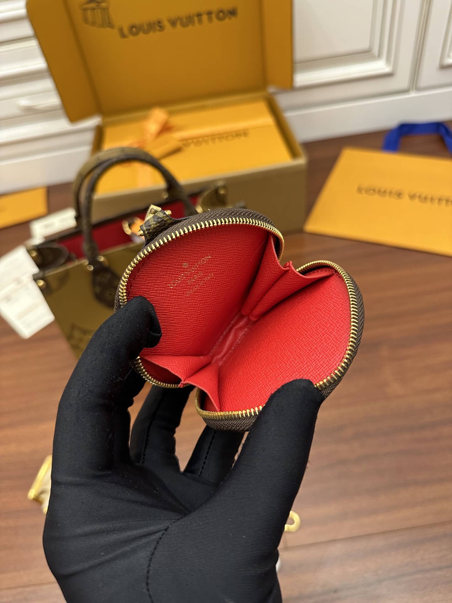 Bolsa Louis Vuitton OnTheGo PM