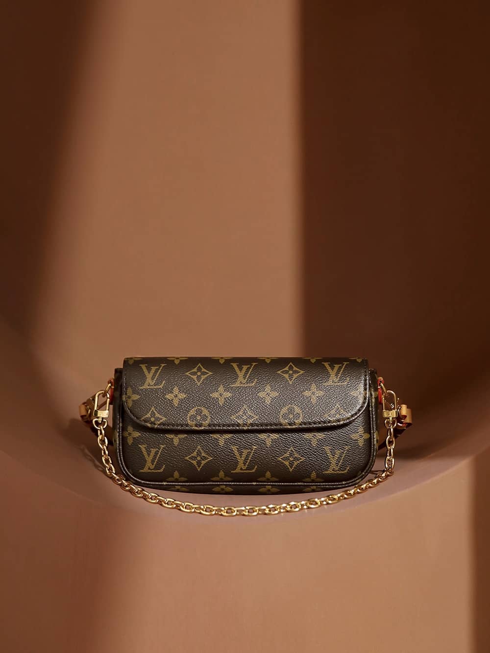 Bolsa Louis Vuitton  Wallet on Chain Ivy