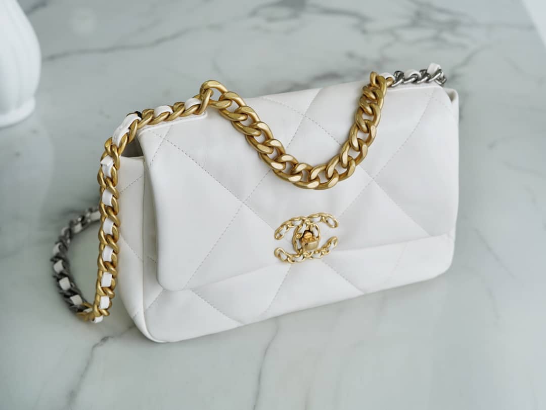 Bolsa CHANEL 26CM 19BAG