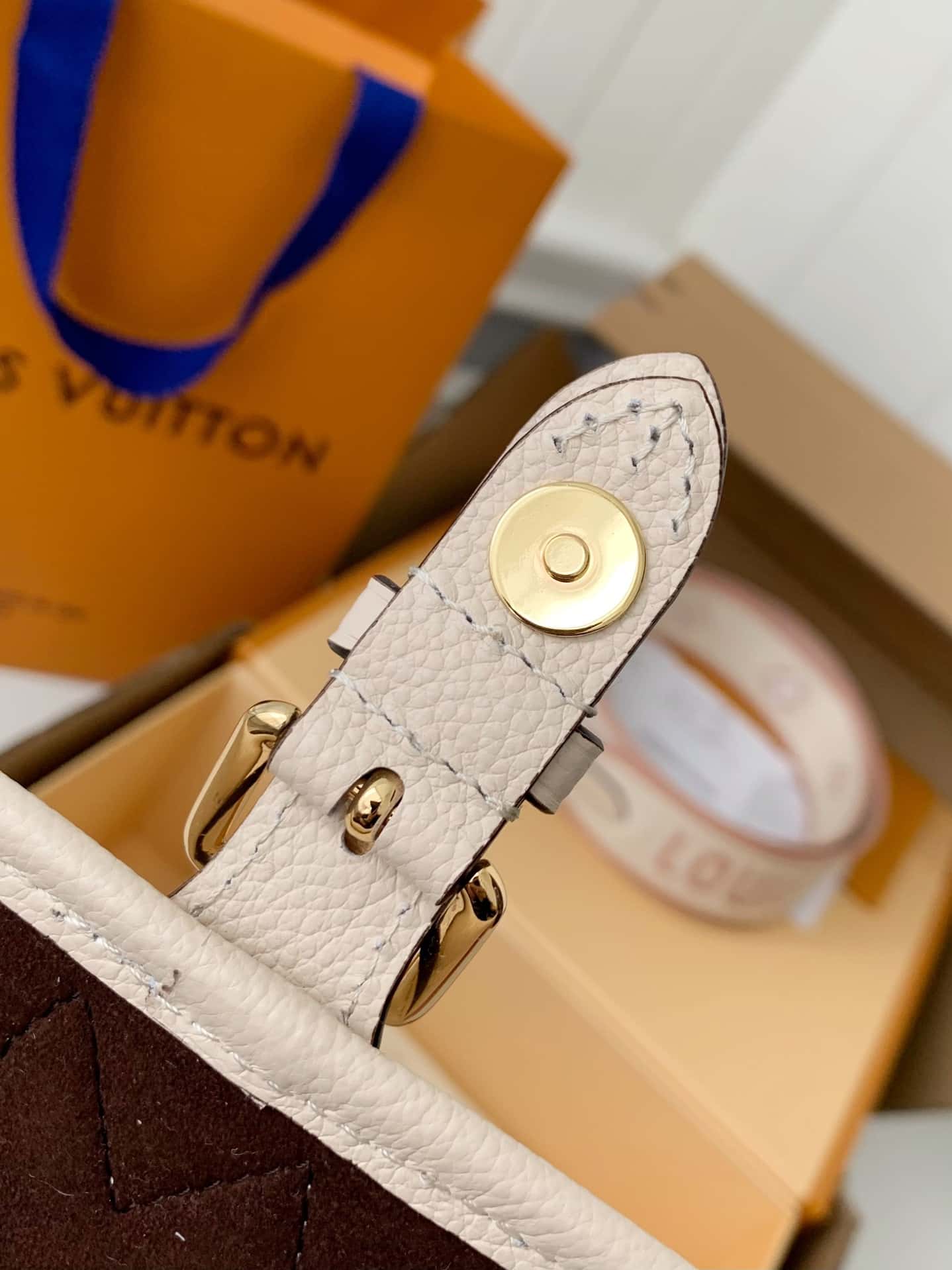 Bolsa Louis Vuitton Diana Creme