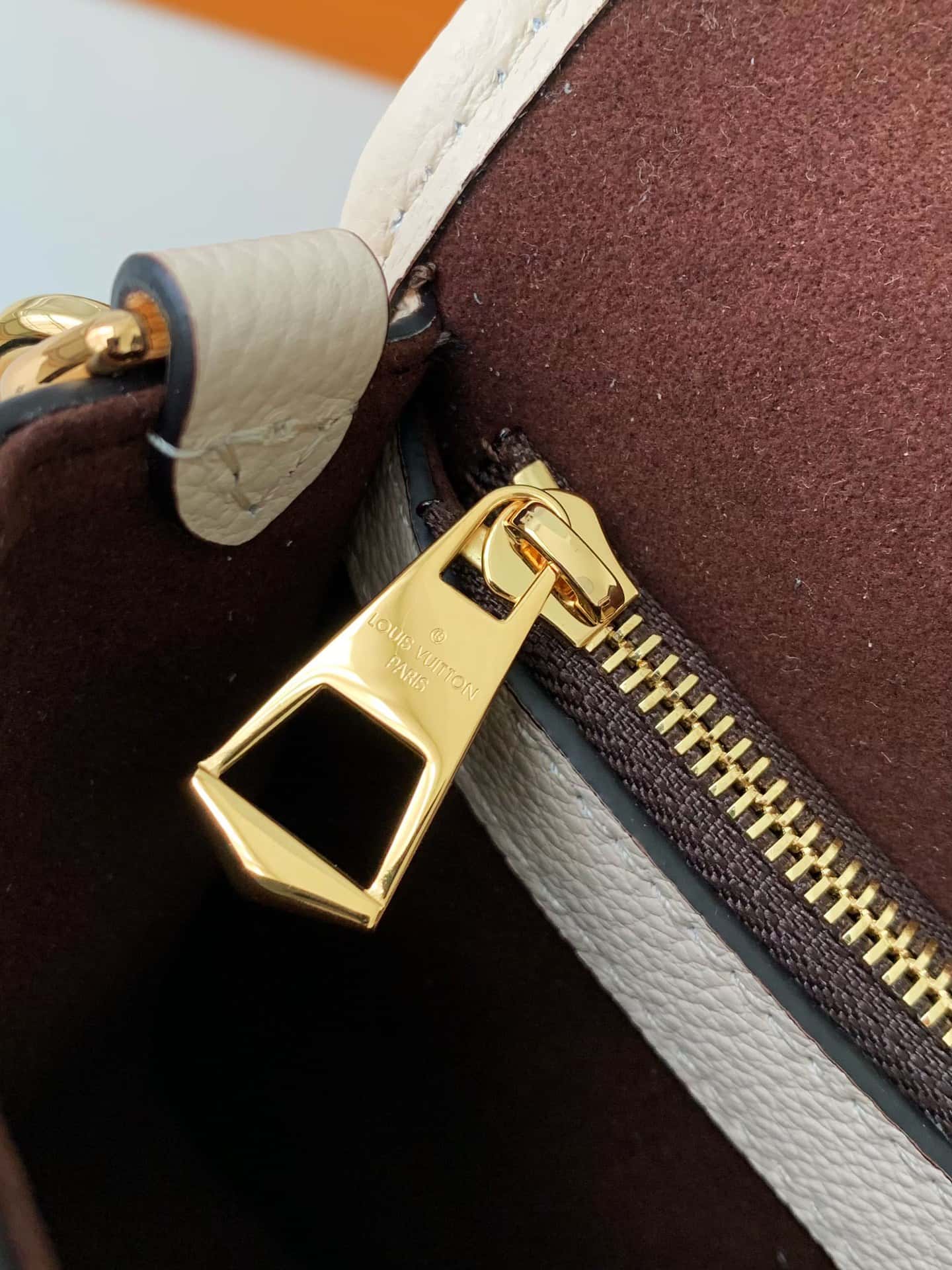Bolsa Louis Vuitton Diana Creme