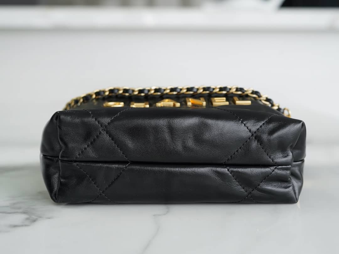 Bolsa CHANEL 23s 22Mini bag