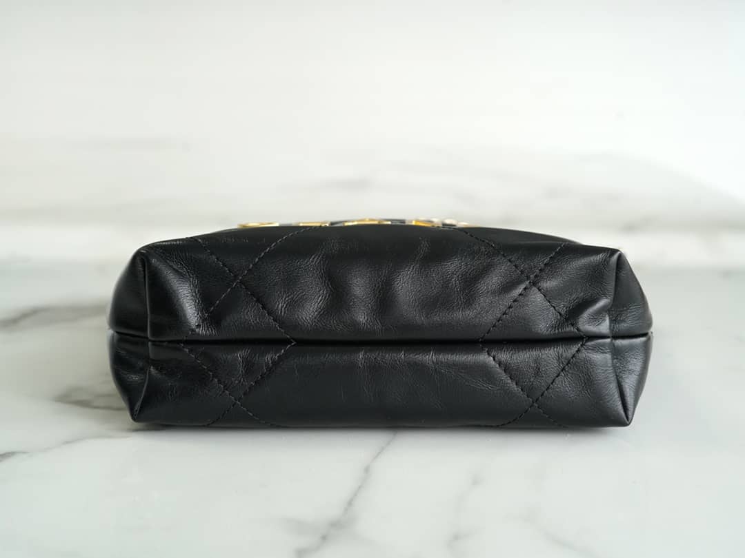 Bolsa CHANEL 23s 22Mini bag