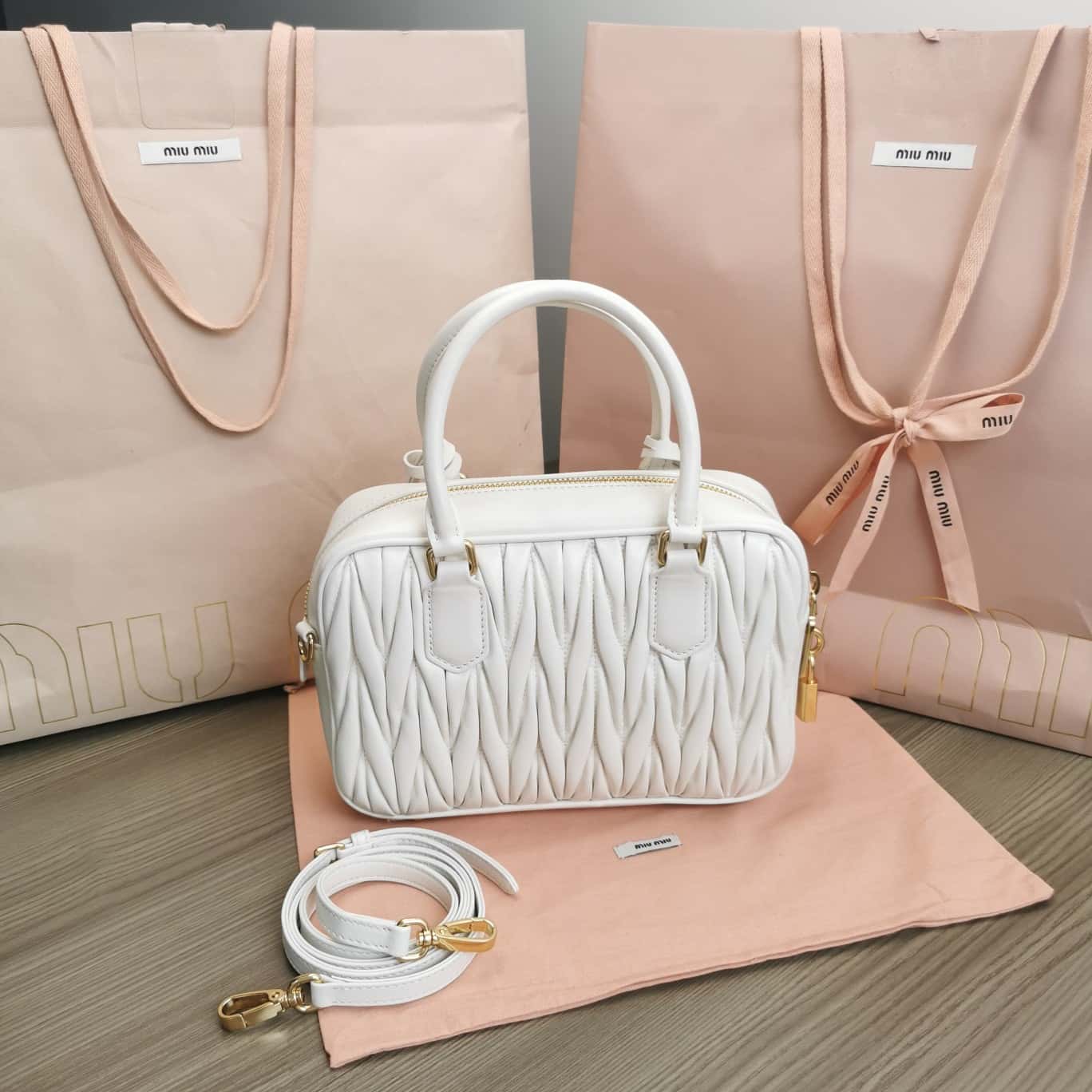 Bolsa MIU MIU too pretty