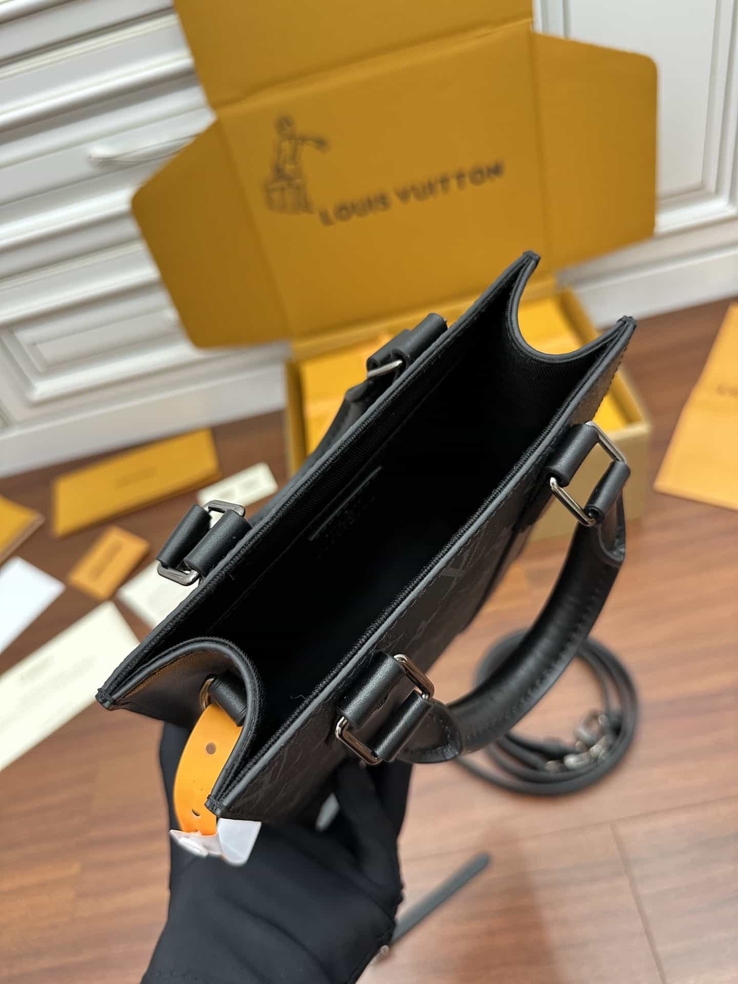 Bolsa Louis Vuitton SAC PLAT