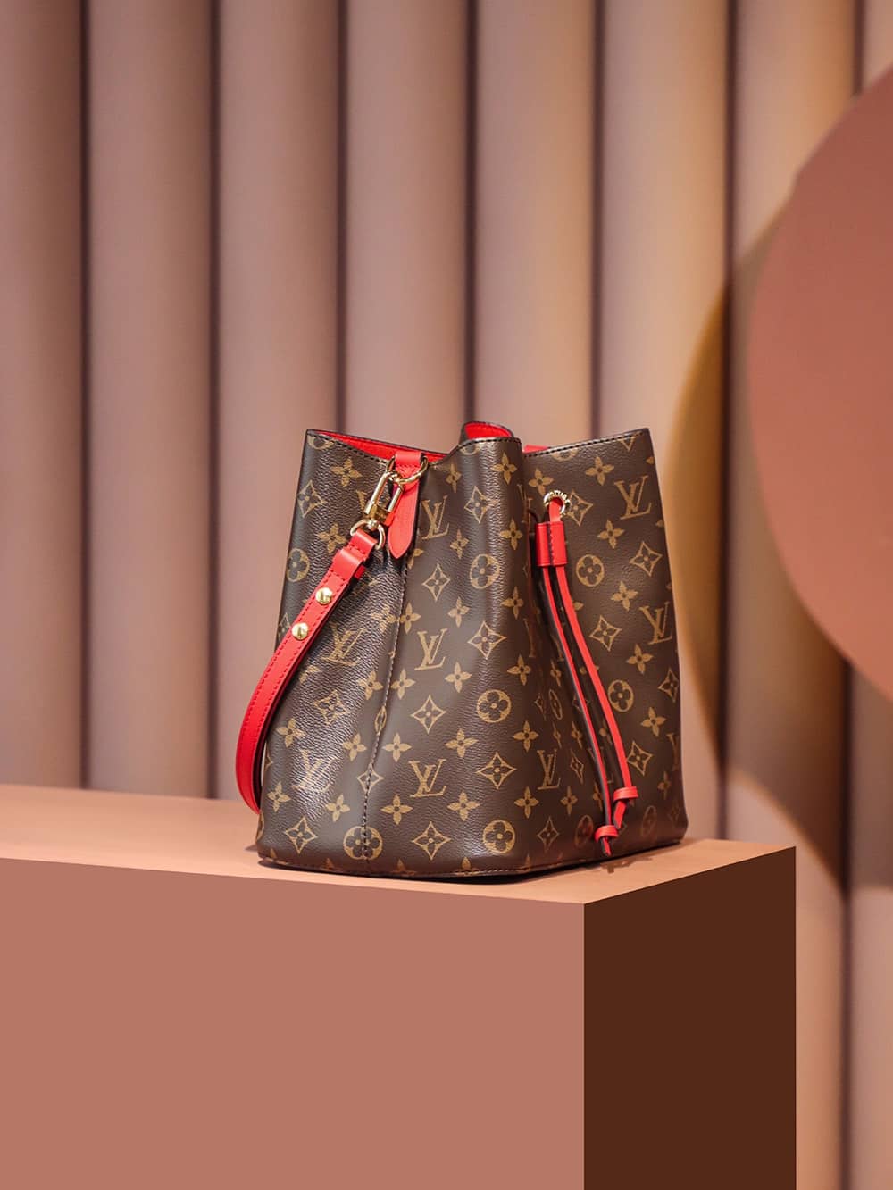 Bolsa Louis Vuitton NéoNoé
