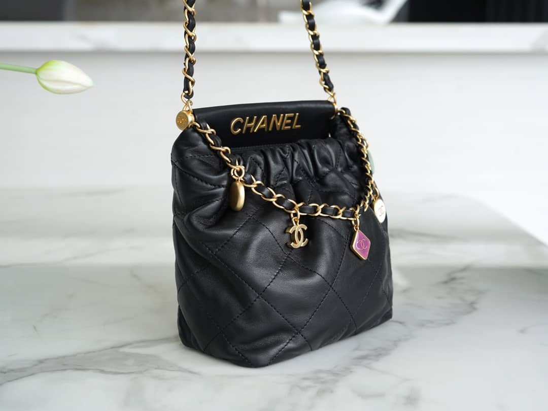 Bolsa CHANEL 23p mini 22bag