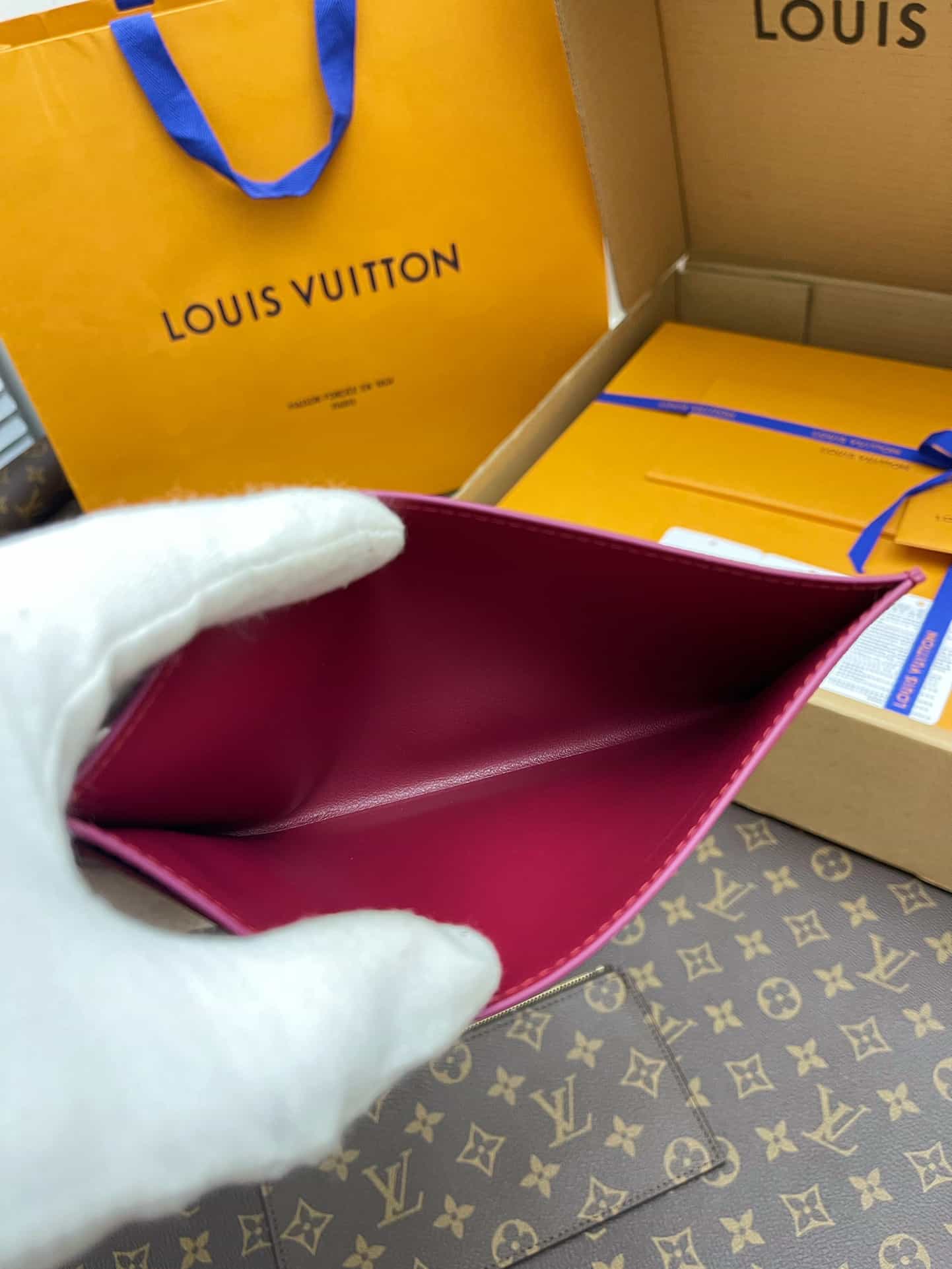 Bolsa Louis Vuitton Félicie Pochette