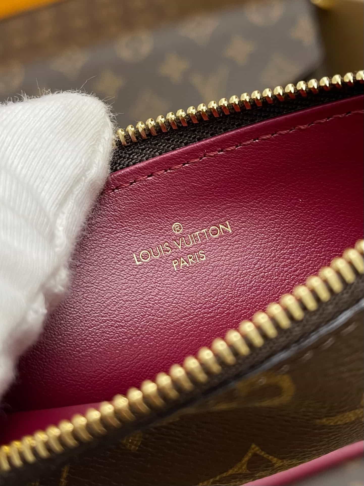 Bolsa Louis Vuitton Félicie Pochette