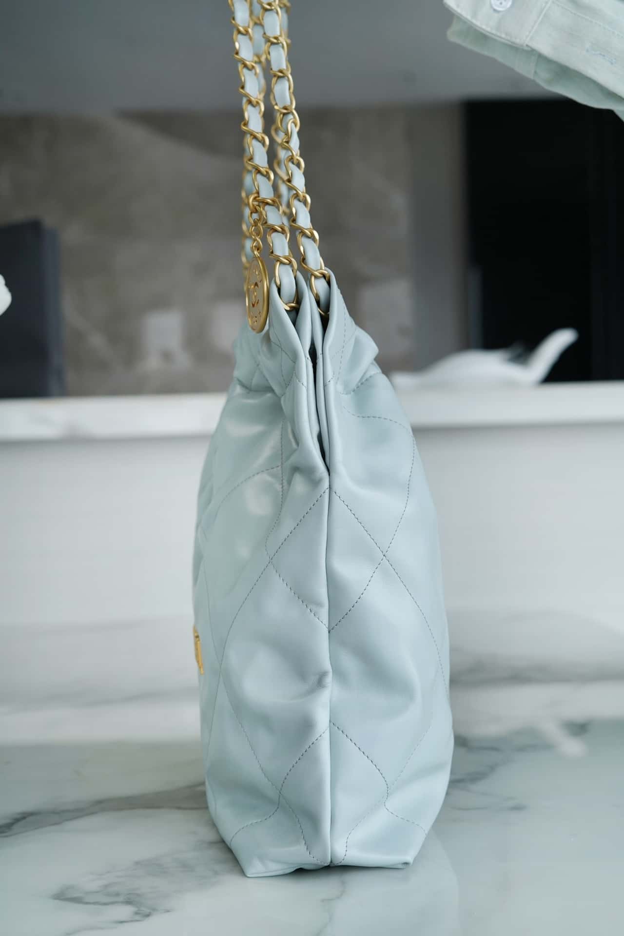 Bolsa CHANEL 22