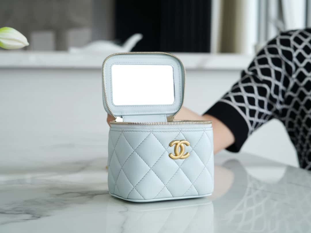 Bolsa CHANEL 23s