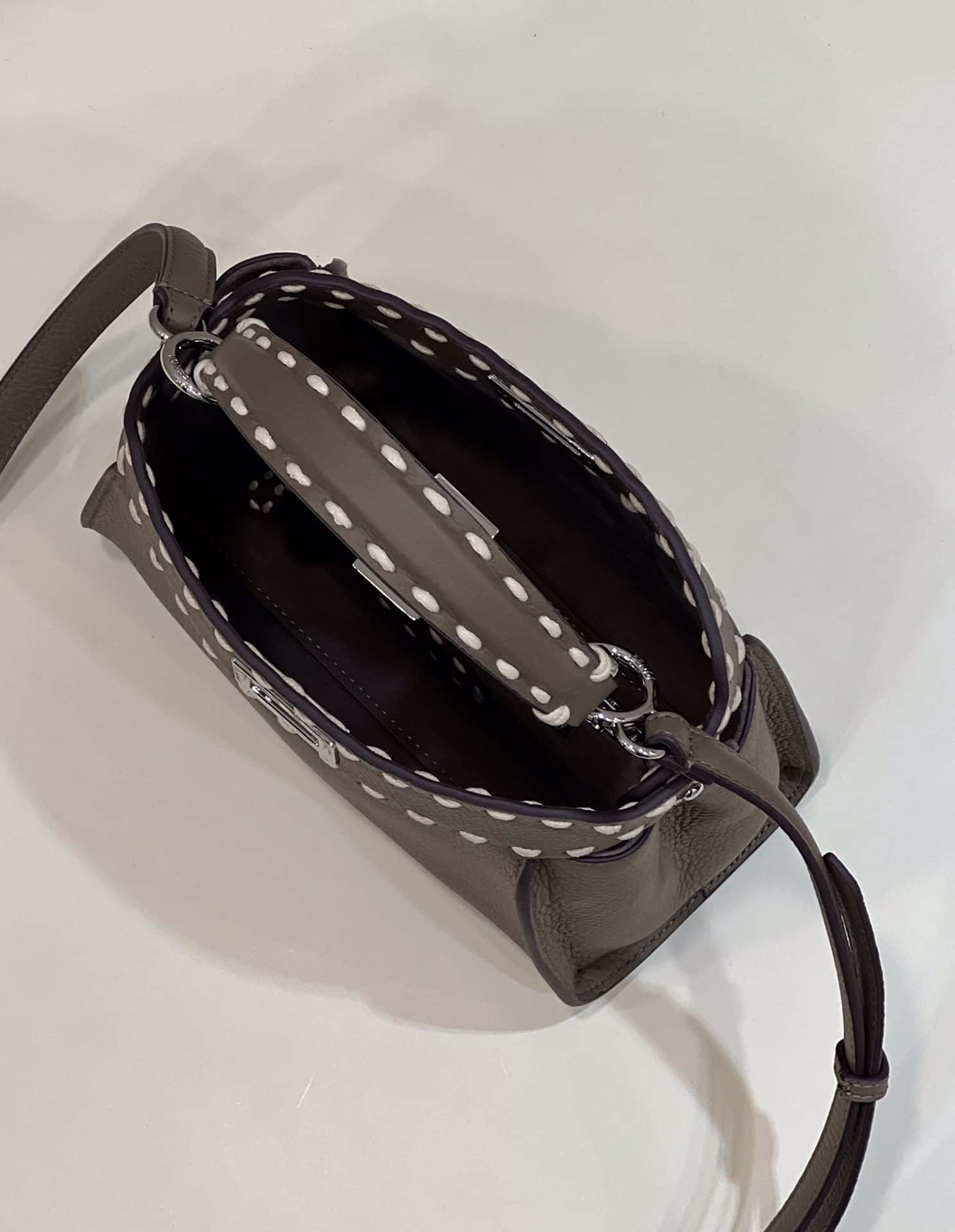 Bolsa FENDI Peekaboo