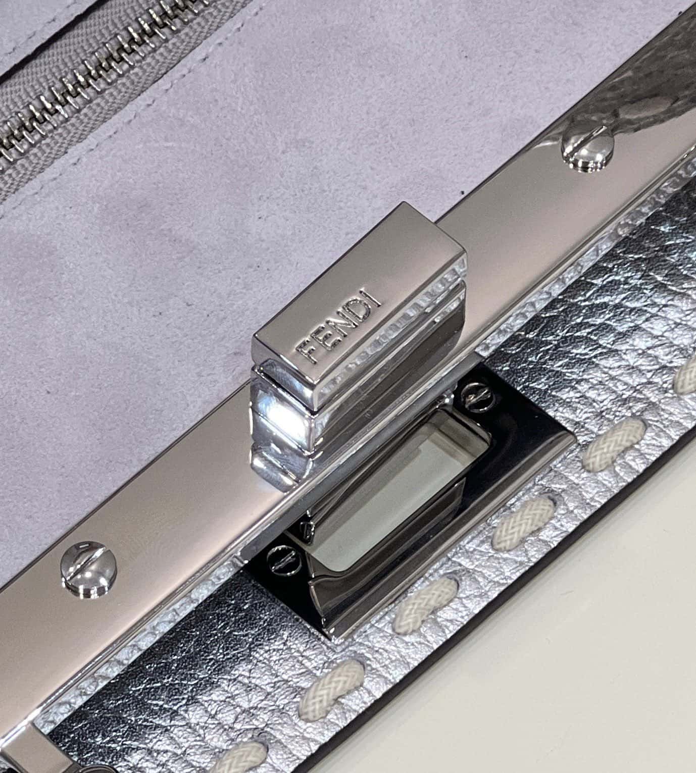 Bolsa FENDI Peekaboo