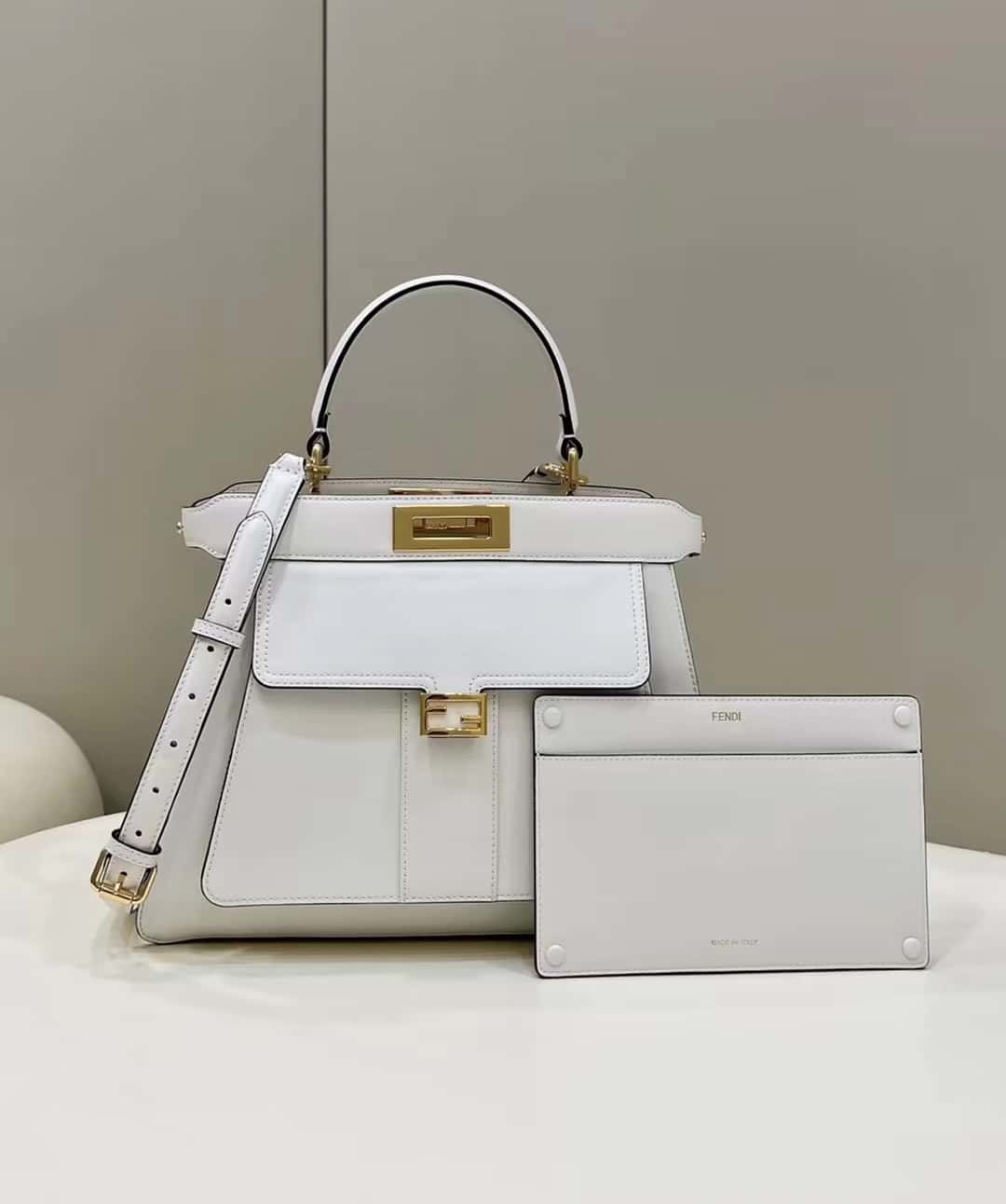 Bolsa FENDI Peekaboo ISeeU