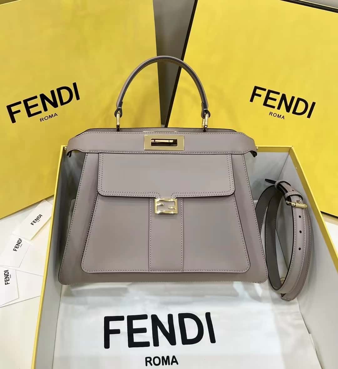 Bolsa FENDI Peekaboo ISeeU
