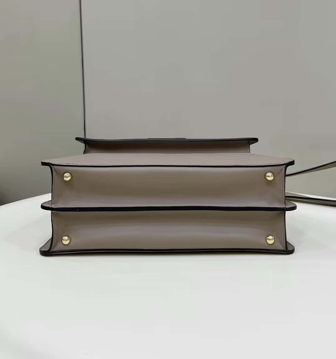 Bolsa FENDI Peekaboo ISeeU