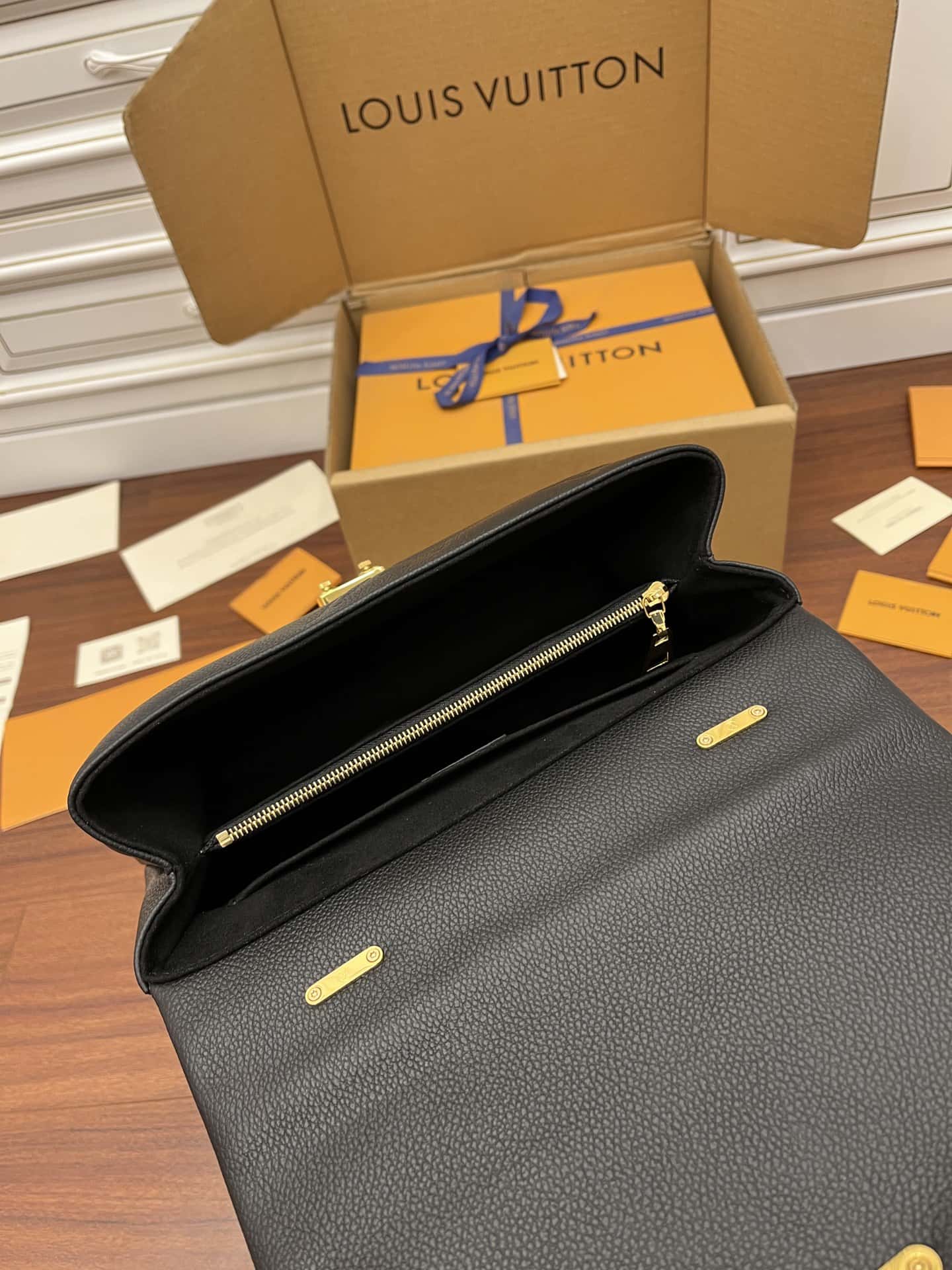 Bolsa Louis Vuitton Madeleine MM