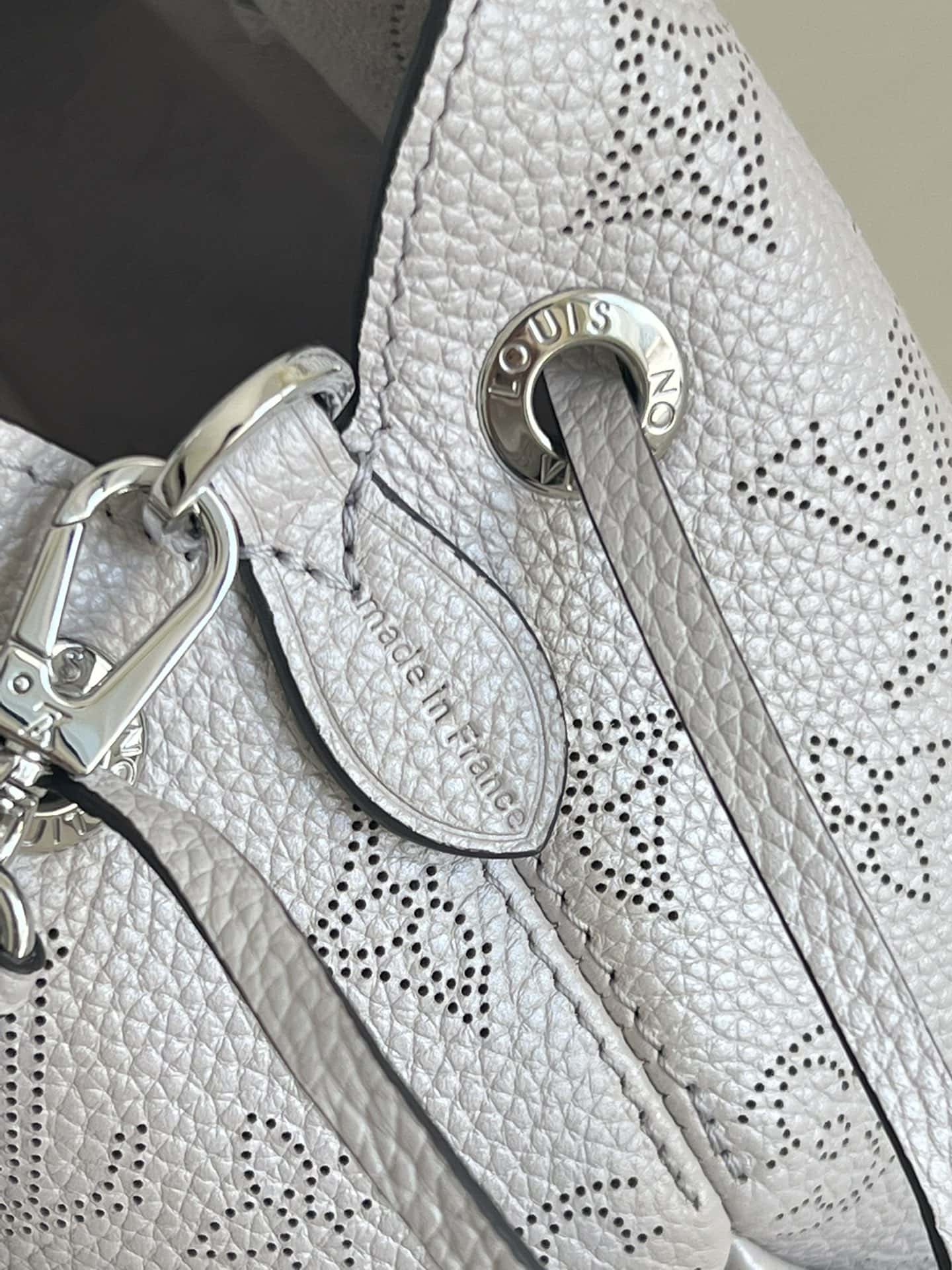 Bolsa Louis Vuitton  Bella