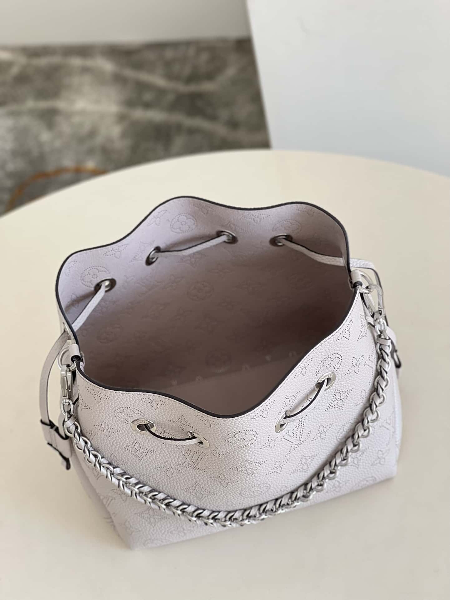 Bolsa Louis Vuitton  Bella