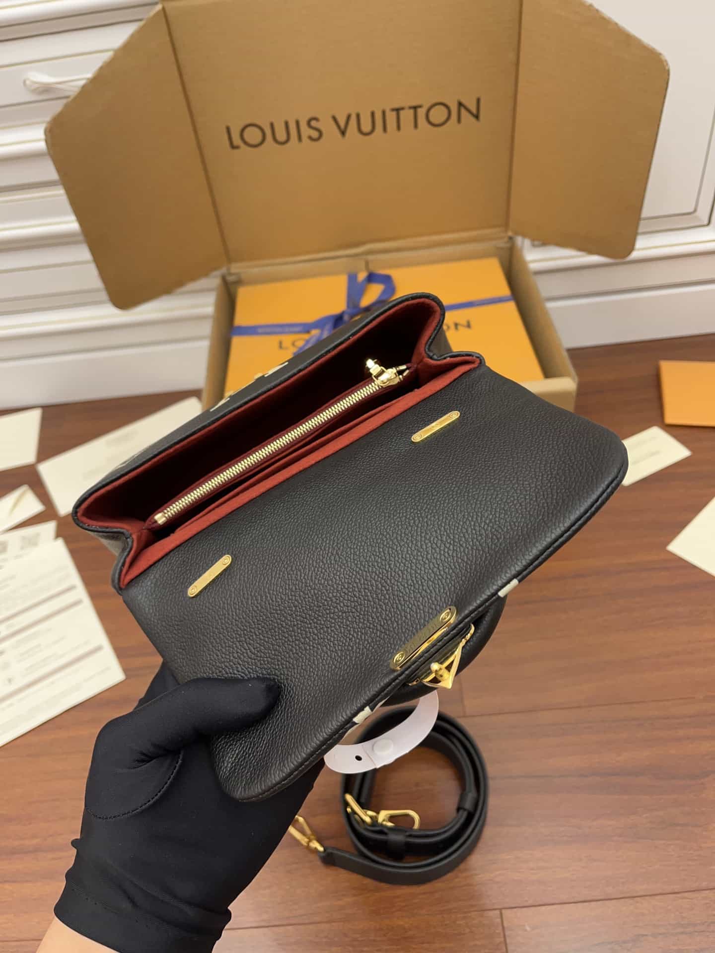 Bolsa Louis Vuitton  Madeleine BB