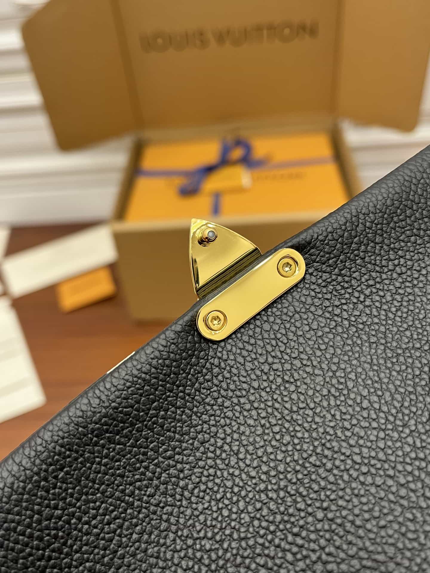 Bolsa Louis Vuitton  Madeleine BB