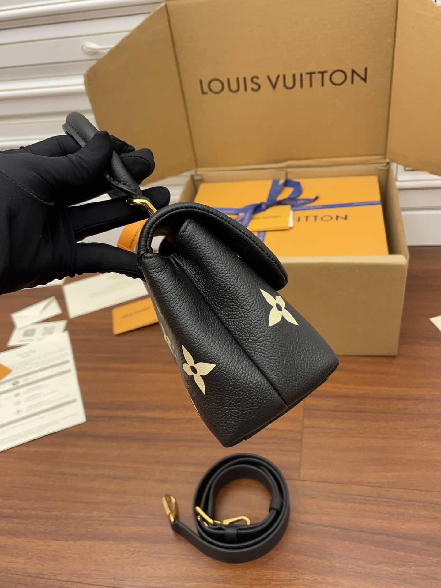 Bolsa Louis Vuitton  Madeleine BB