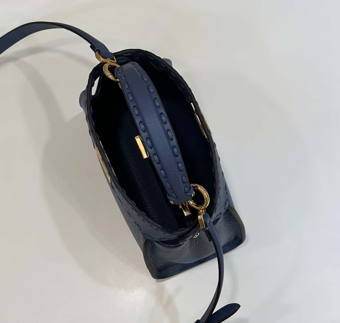 Bolsa FENDI peekaboo