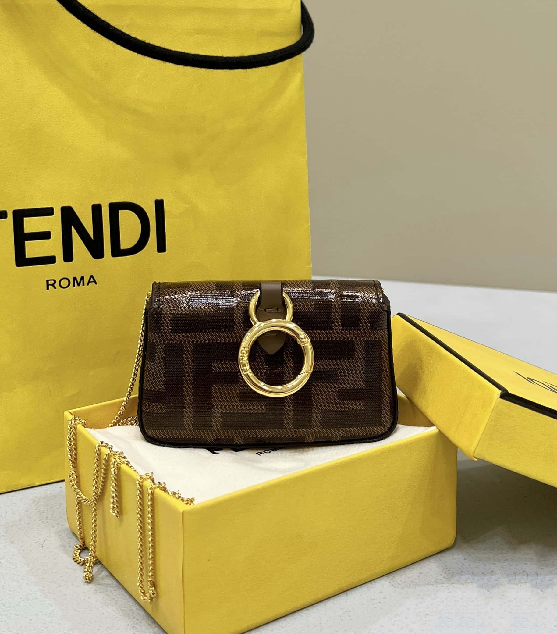 Bolsa FENDI 3D TOTE