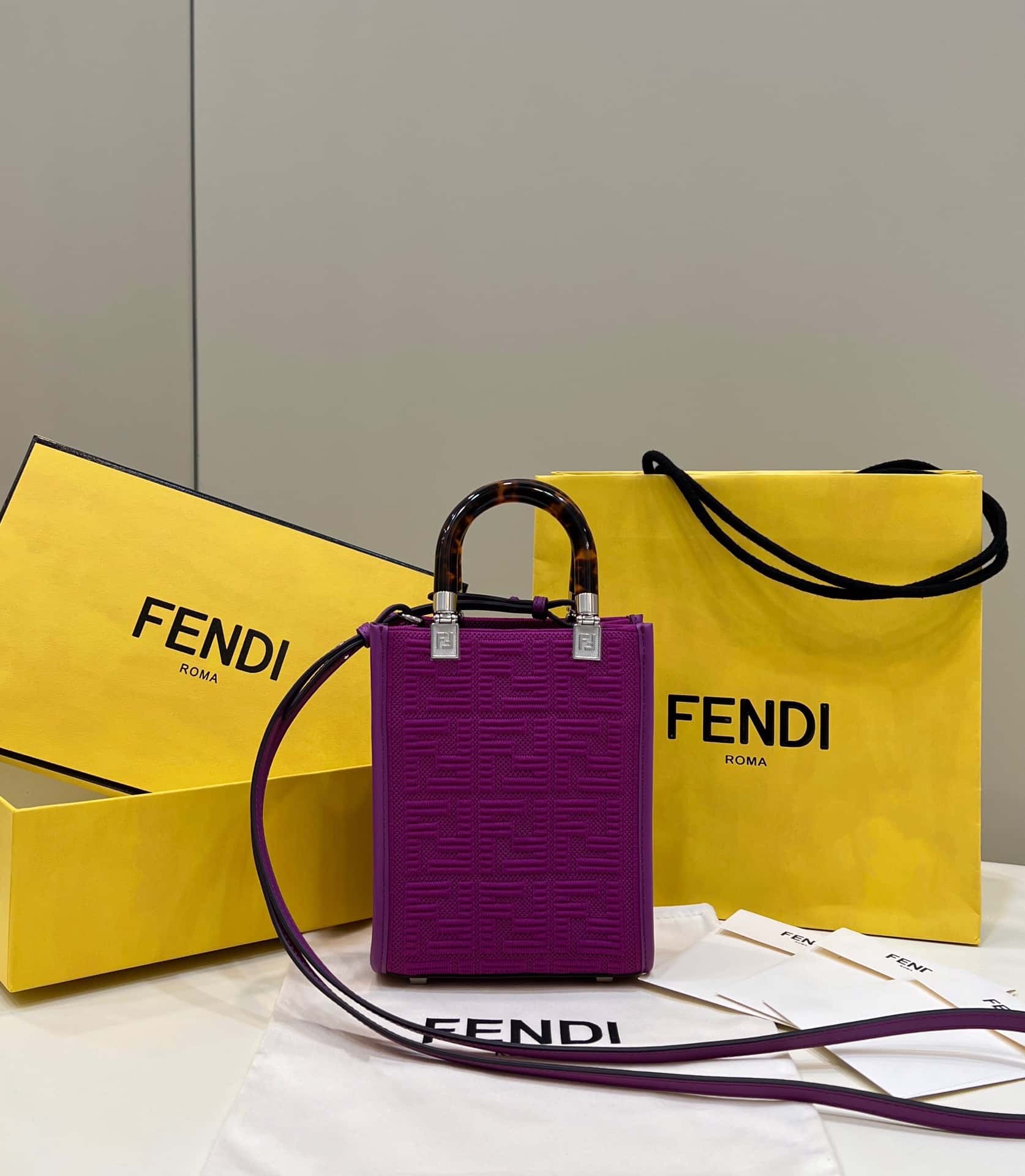 Bolsa FENDI 3D TOTE