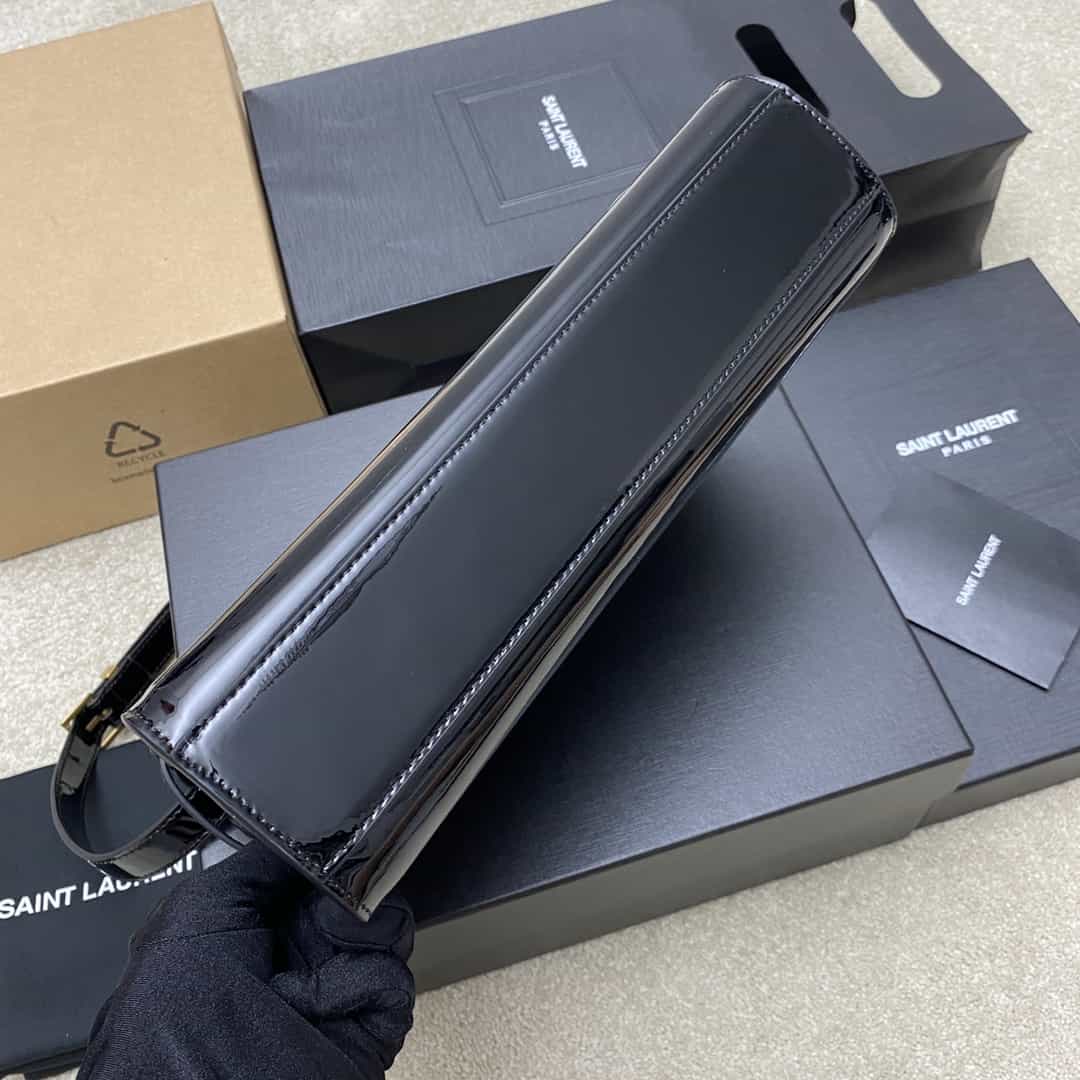 Bolsa Saint Laurent 𝙈𝙖𝙣𝙝𝙖𝙩𝙩𝙖𝙢