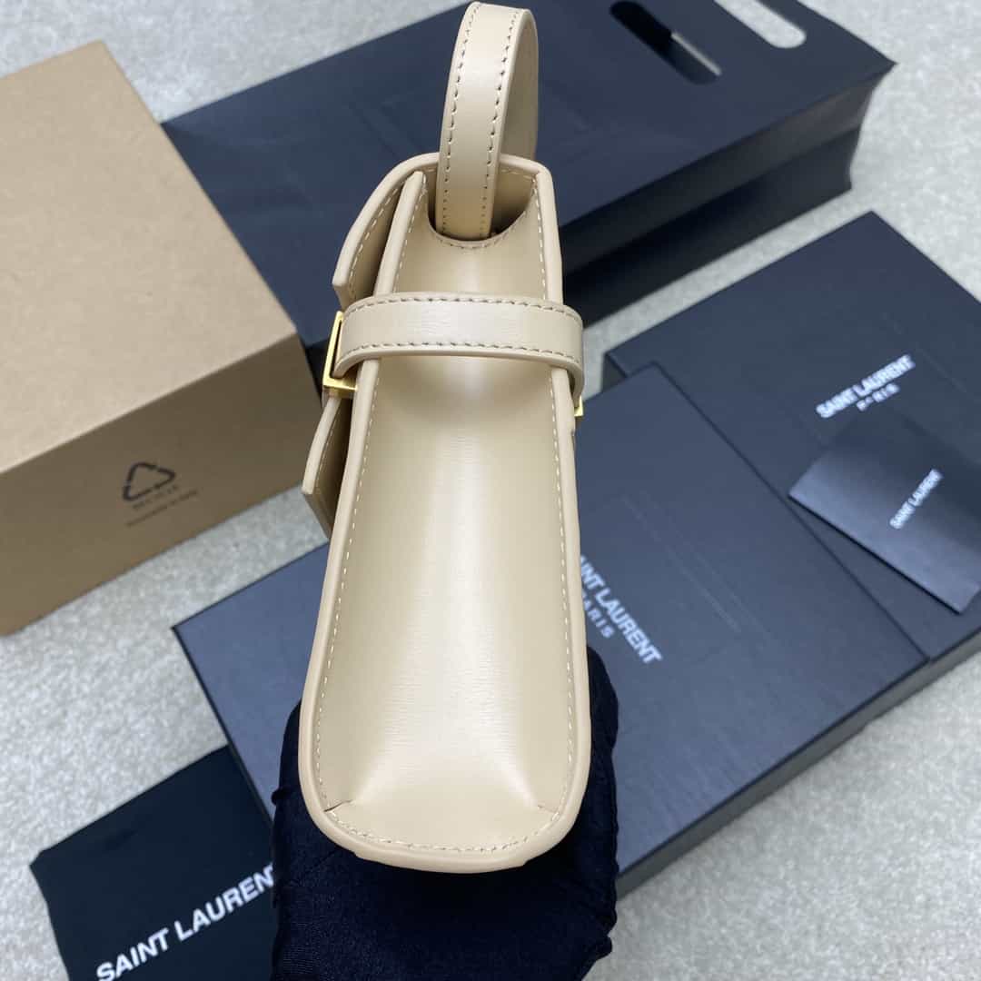 Bolsa Saint Laurent 𝙈𝙖𝙣𝙝𝙖𝙩𝙩𝙖𝙣 𝟮𝟰𝙘𝙢